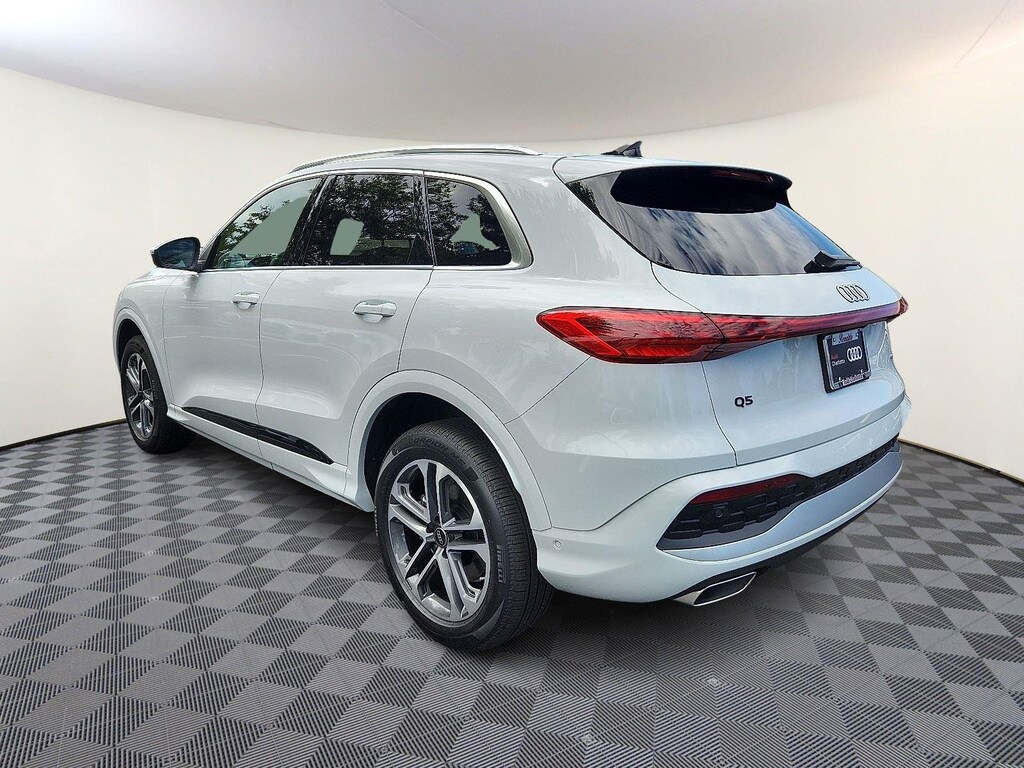 New 2025 Audi Q5 Premium SUV