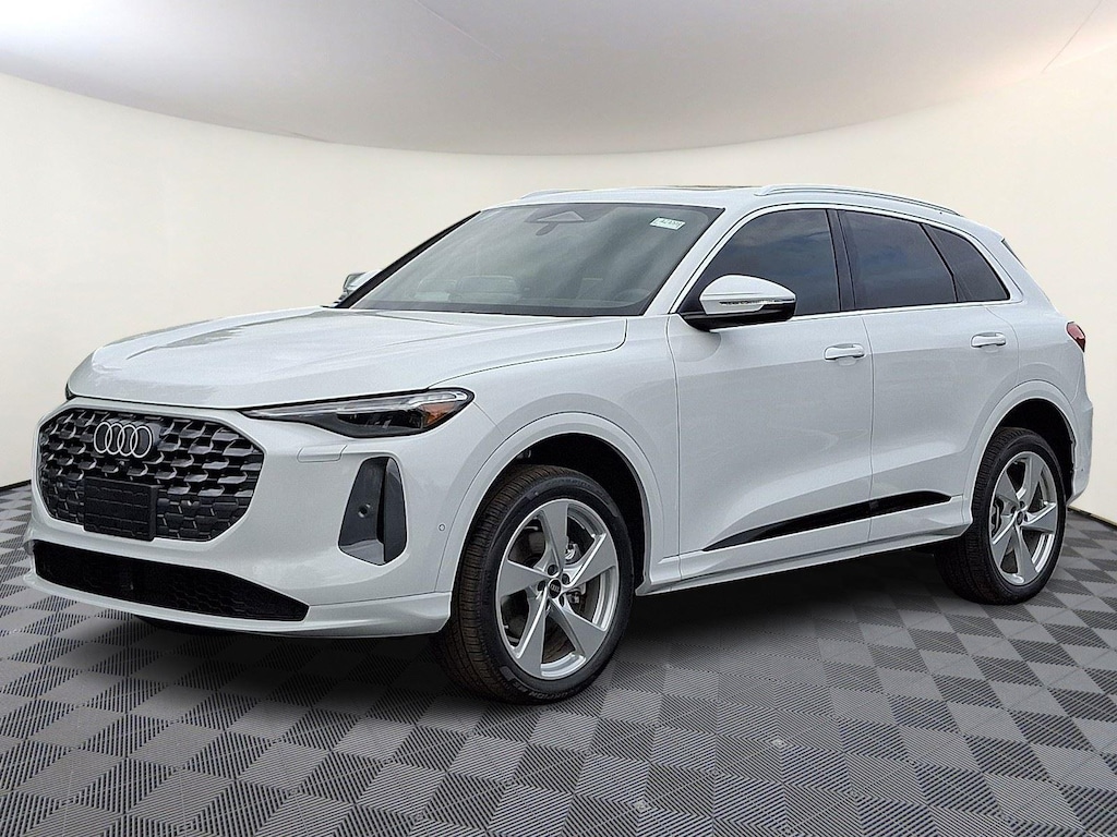 New 2026 Audi Q5 Premium Plus SUV