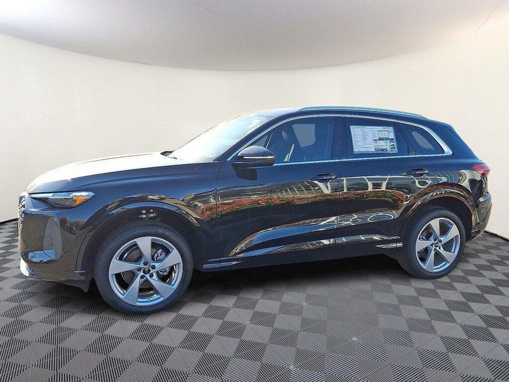 New 2025 Audi Q5 Premium Plus SUV