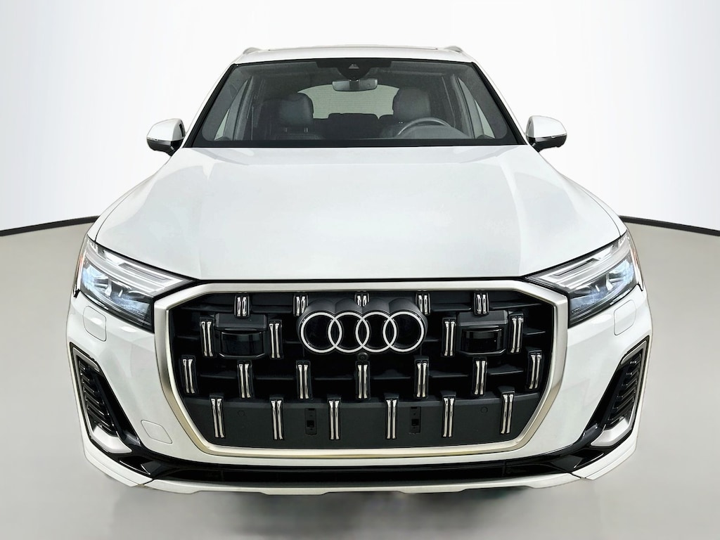 Certified 2025 Audi Q7 55 Premium Plus SUV