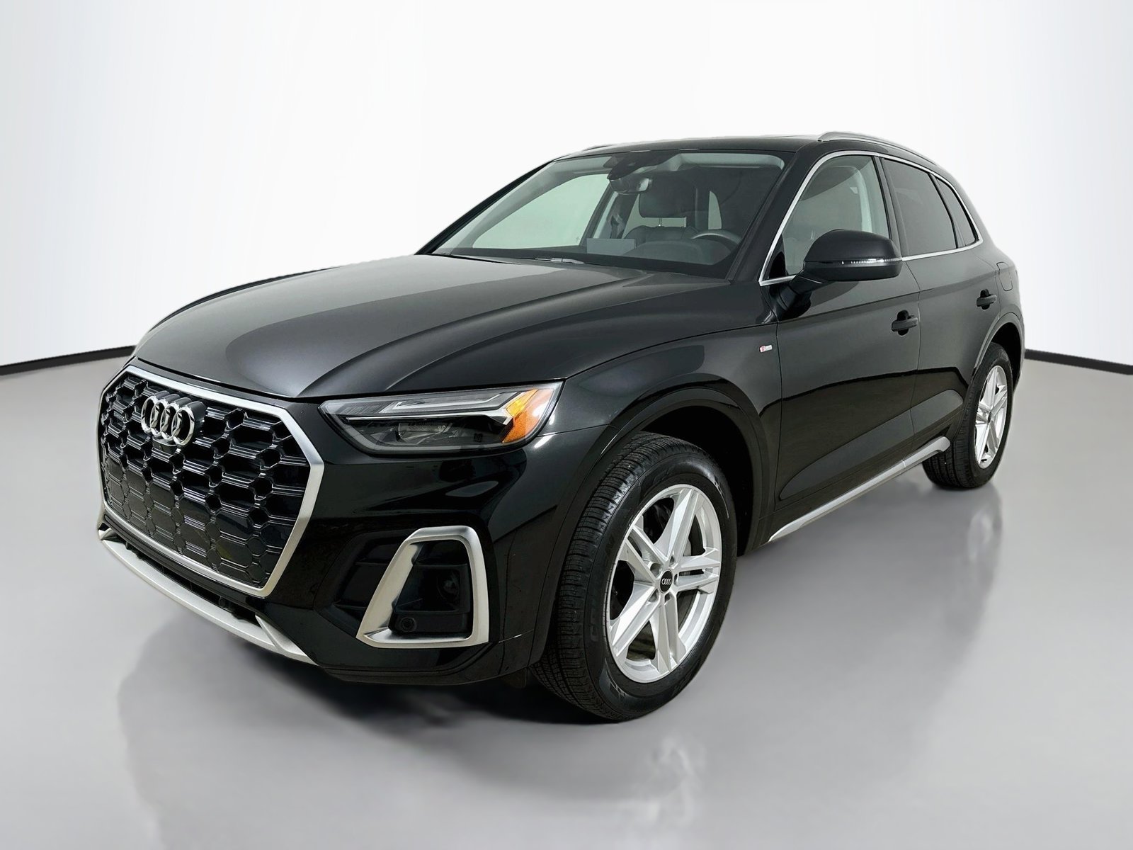  Audi Q5 e