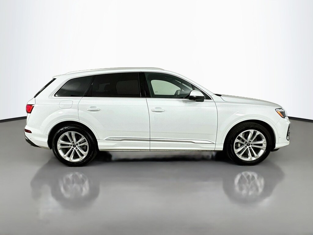 Certified 2026 Audi Q7 55 Premium Plus SUV