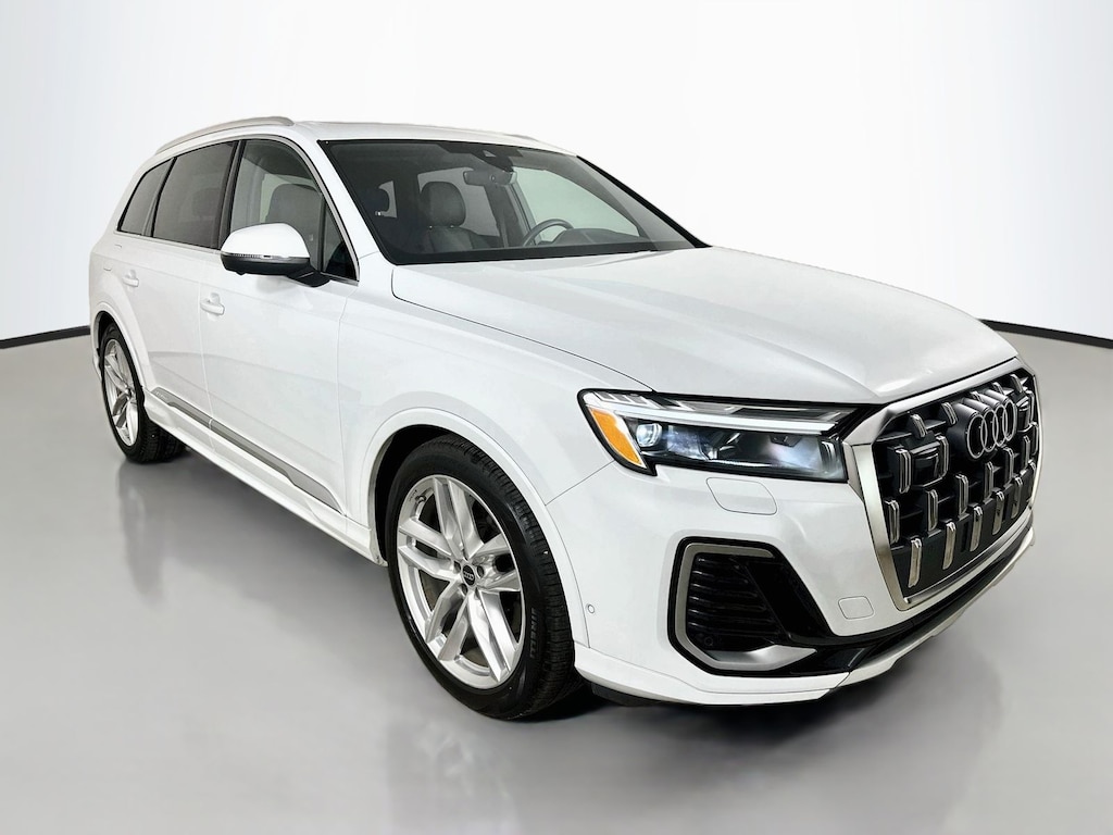 Certified 2025 Audi Q7 55 Premium Plus SUV