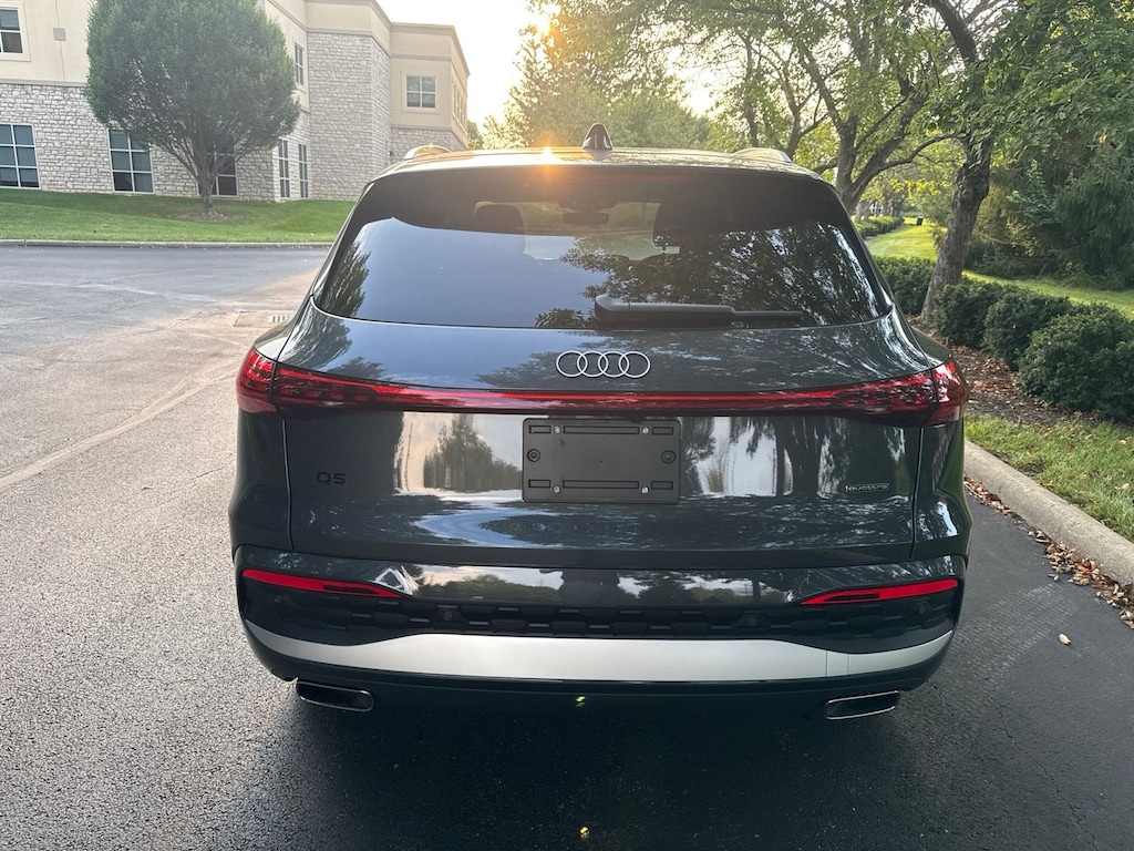 Certified 2025 Audi Q5 2.0T Premium Plus SUV