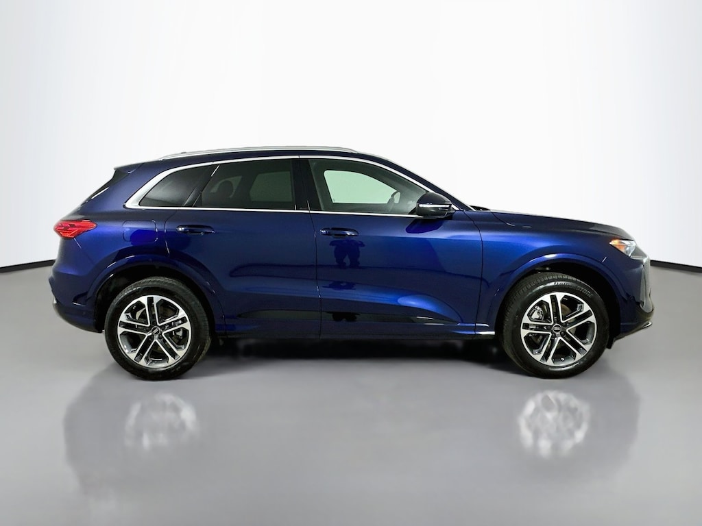 Certified 2025 Audi Q5 2.0T Premium SUV
