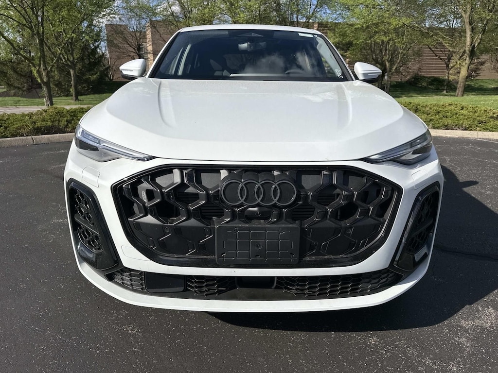 New 2026 Audi Q5 2.0T Premium Plus SUV