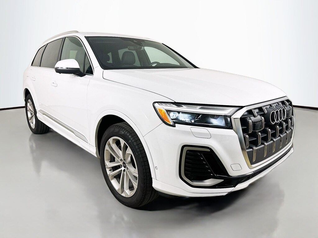 Certified 2025 Audi Q7 55 Premium Plus SUV