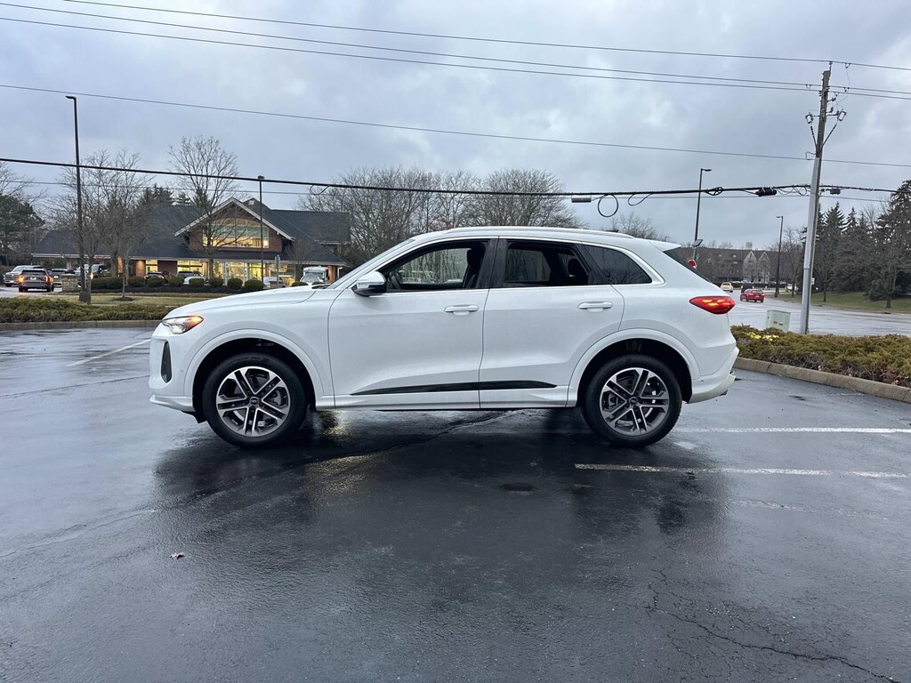 Certified 2025 Audi Q5 2.0T Premium SUV