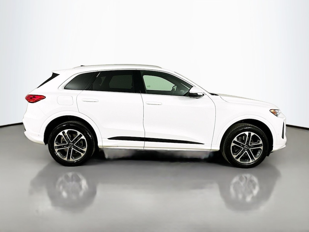 Certified 2025 Audi Q5 2.0T Premium Plus SUV