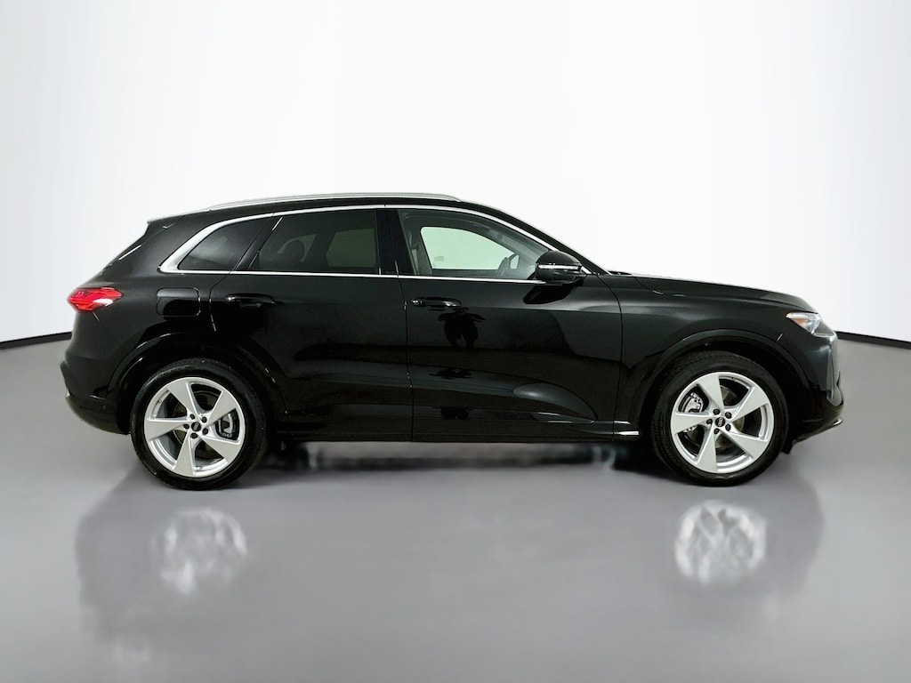 Certified 2025 Audi Q5 2.0T Prestige SUV