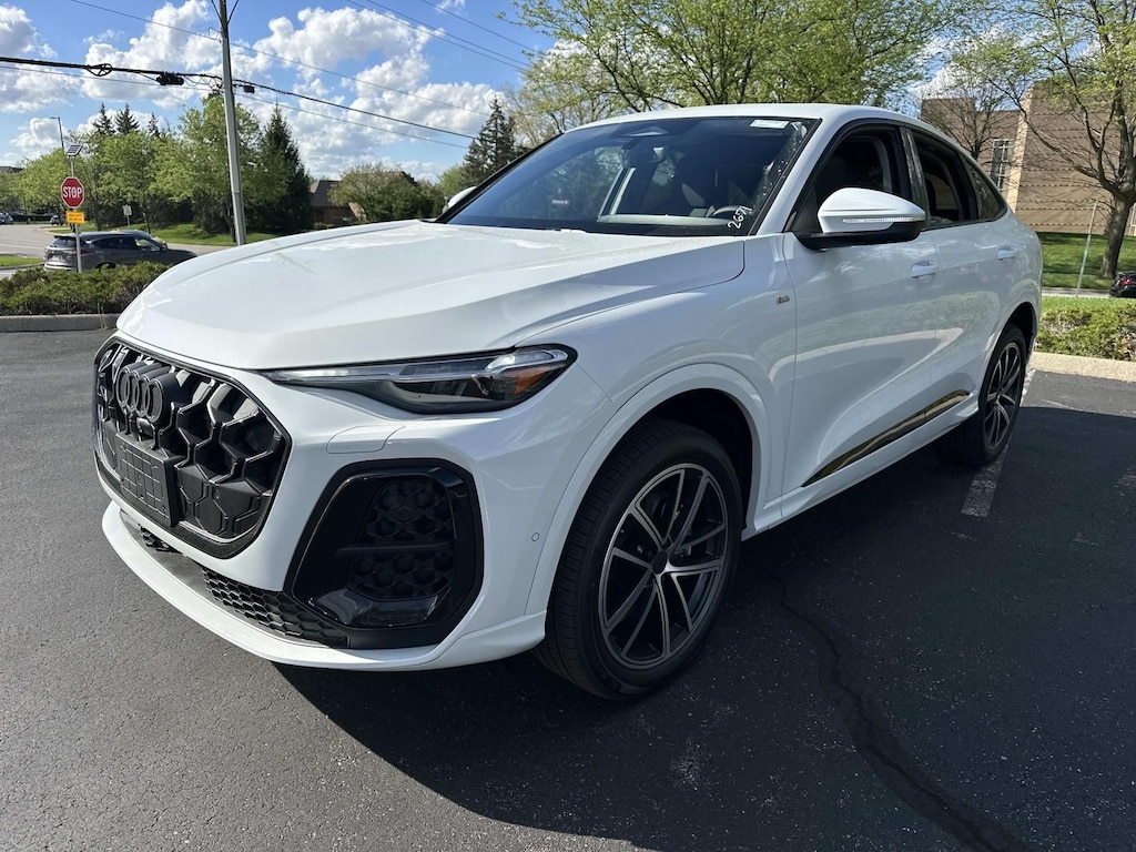 New 2026 Audi Q5 2.0T Premium Plus SUV