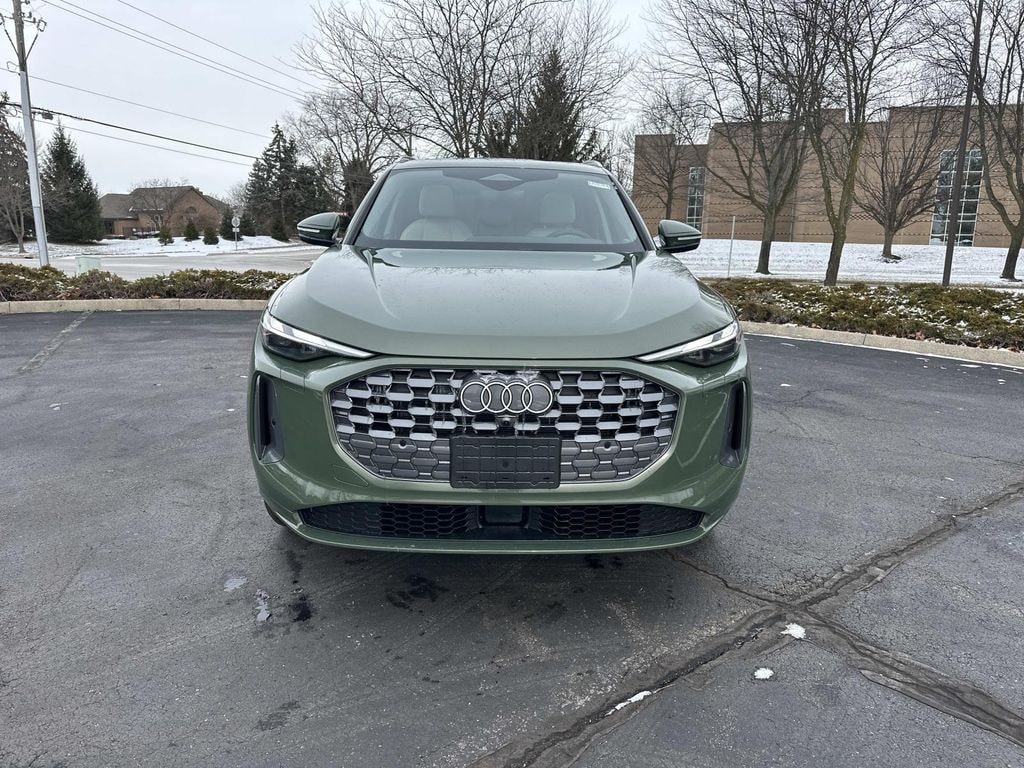 New 2025 Audi Q5 2.0T Premium SUV