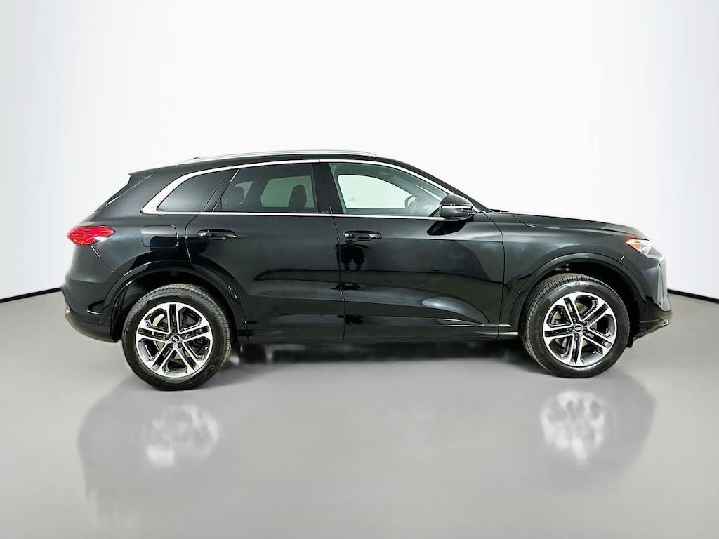 Certified 2025 Audi Q5 2.0T Premium SUV