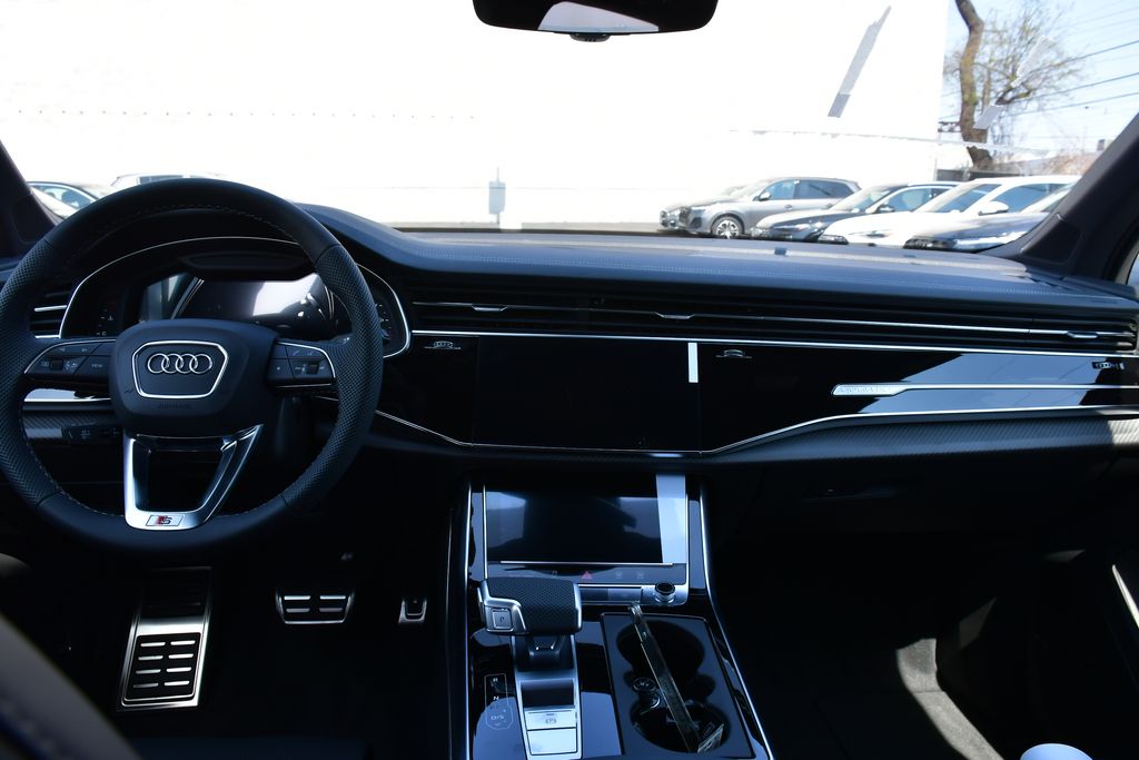 2026 Audi SQ7 Premium Plus - Photo 9