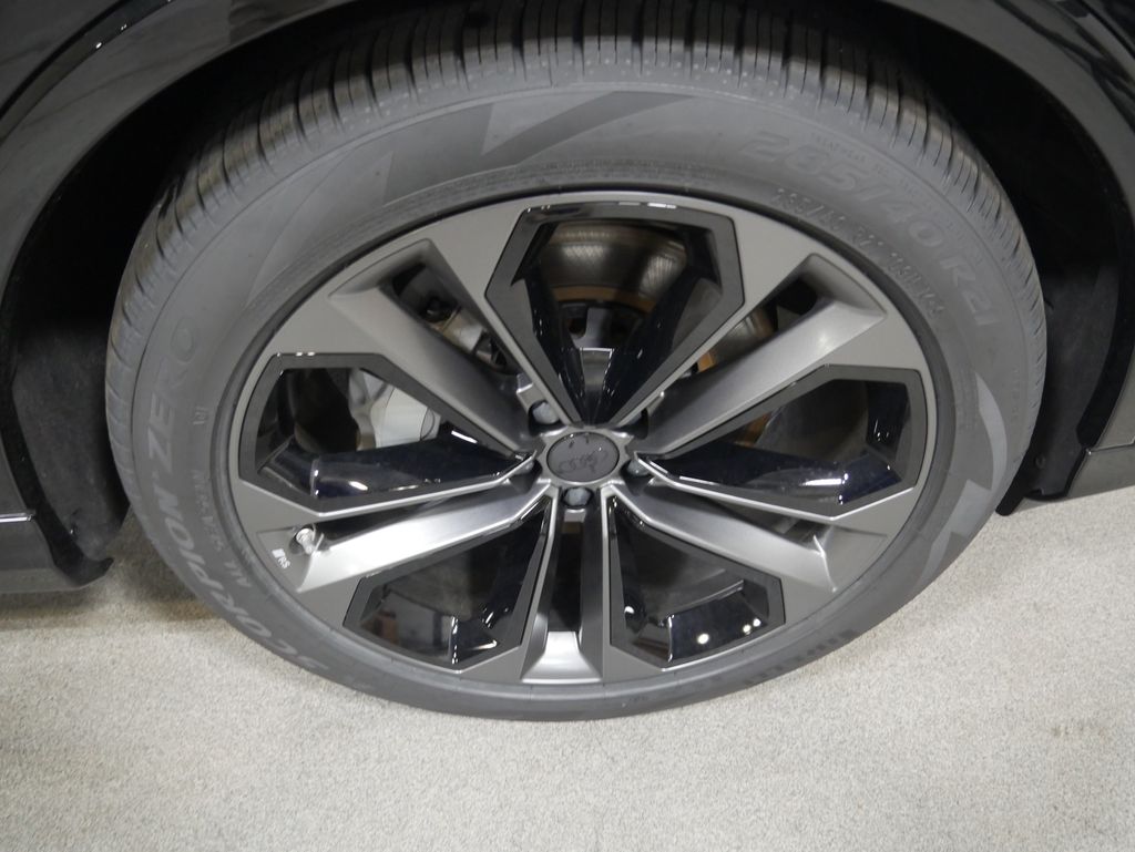 2026 Audi Q7 Premium Plus - Photo 13