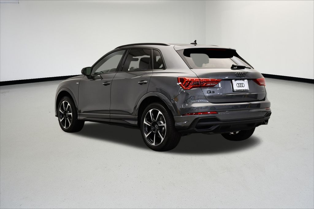 2025 Audi Q3 45 S line Premium photo 2