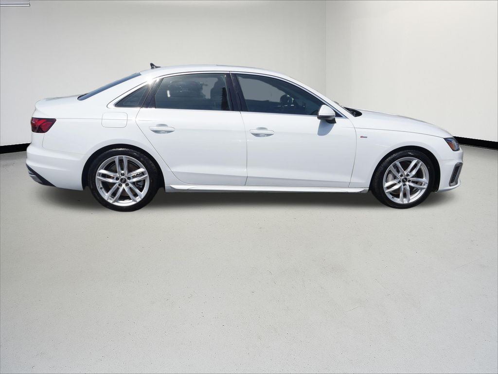 2023 Audi A4 45 S line Premium photo 5