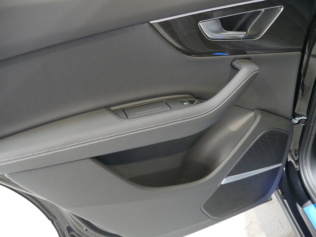 2026 Audi Q7 Premium Plus - Photo 16