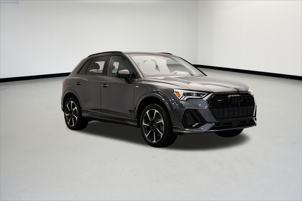 2025 Audi Q3 45 S line Premium photo 6