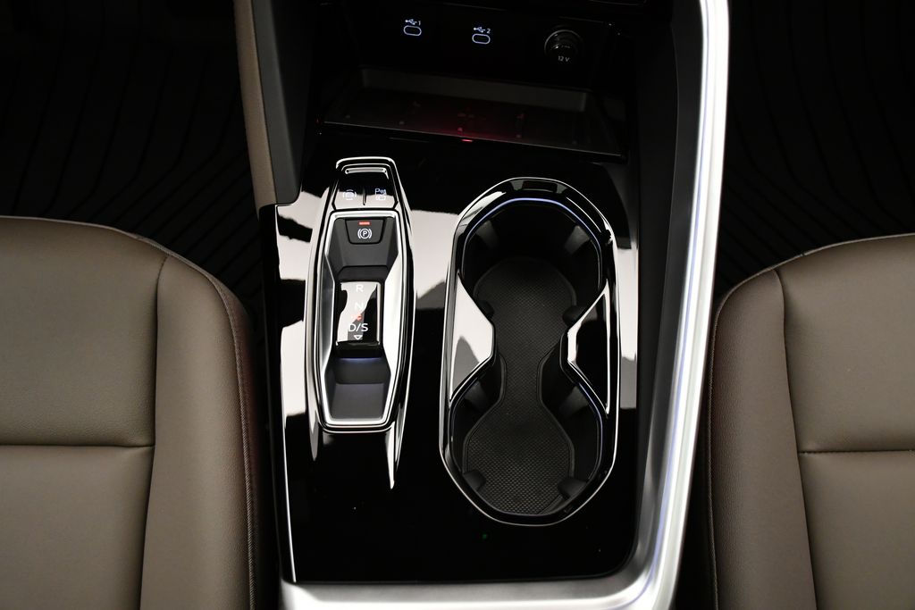 2025 Audi Q5 Premium - Photo 29