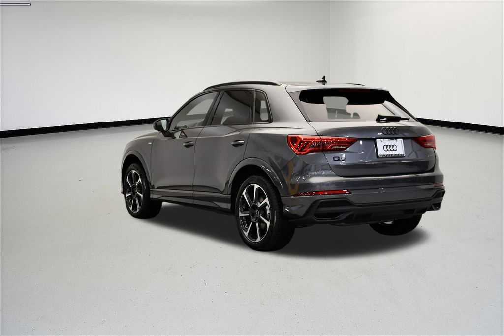 2025 Audi Q3 45 S line Premium photo 2