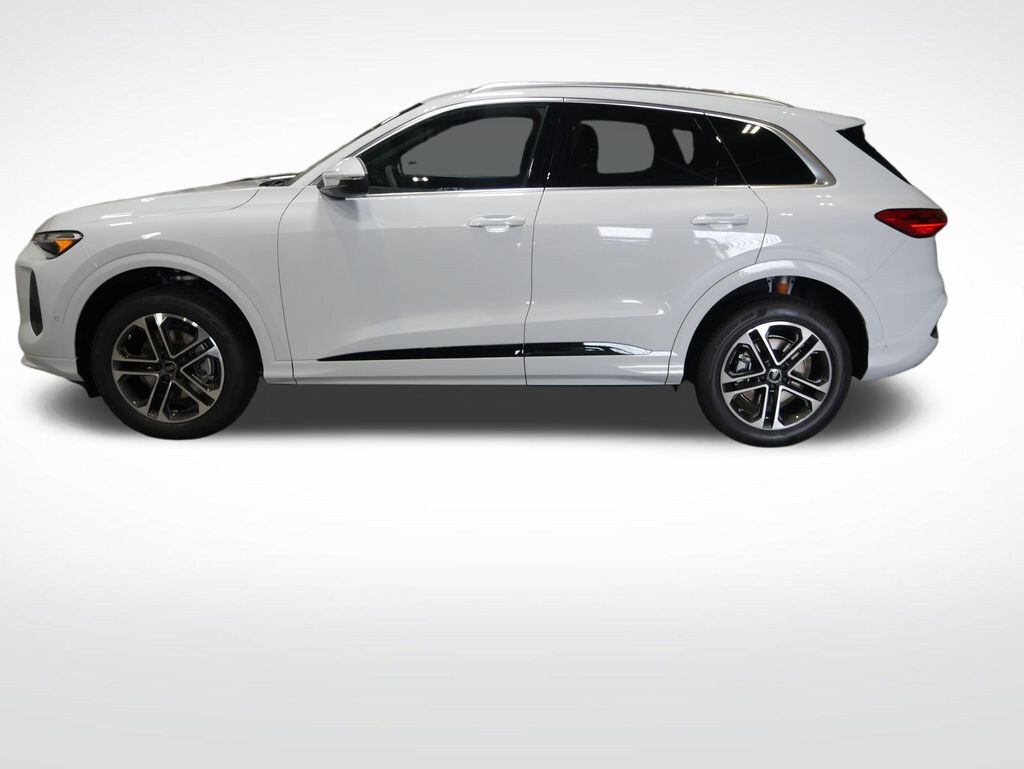 New 2026 Audi Q5 Premium SUV
