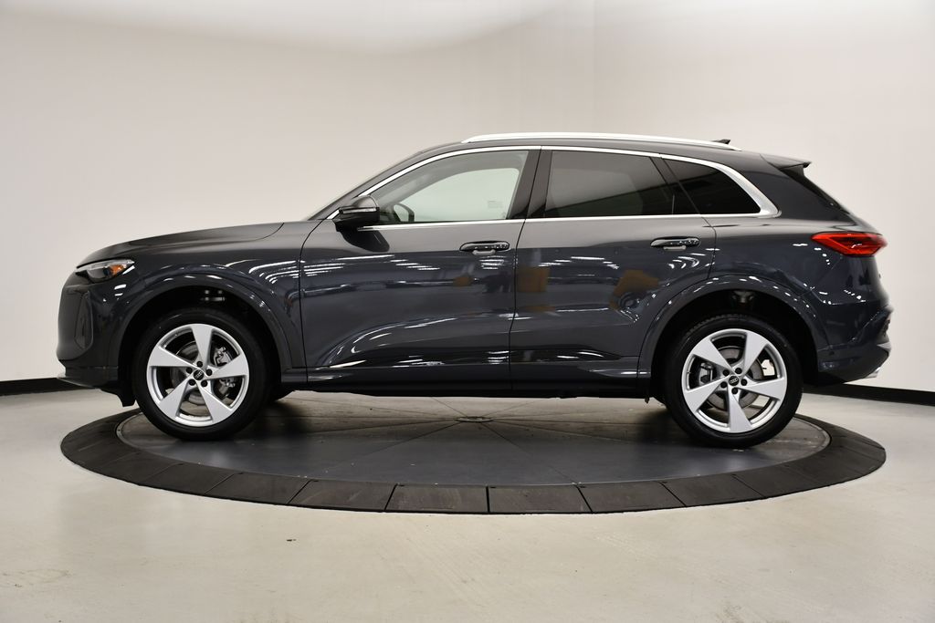 2025 Audi Q5 2.0T Premium Plus photo 2