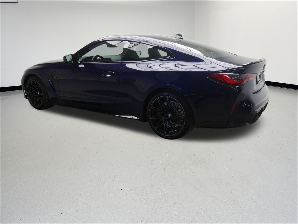 2022 BMW M4 Competition xDrive photo 2