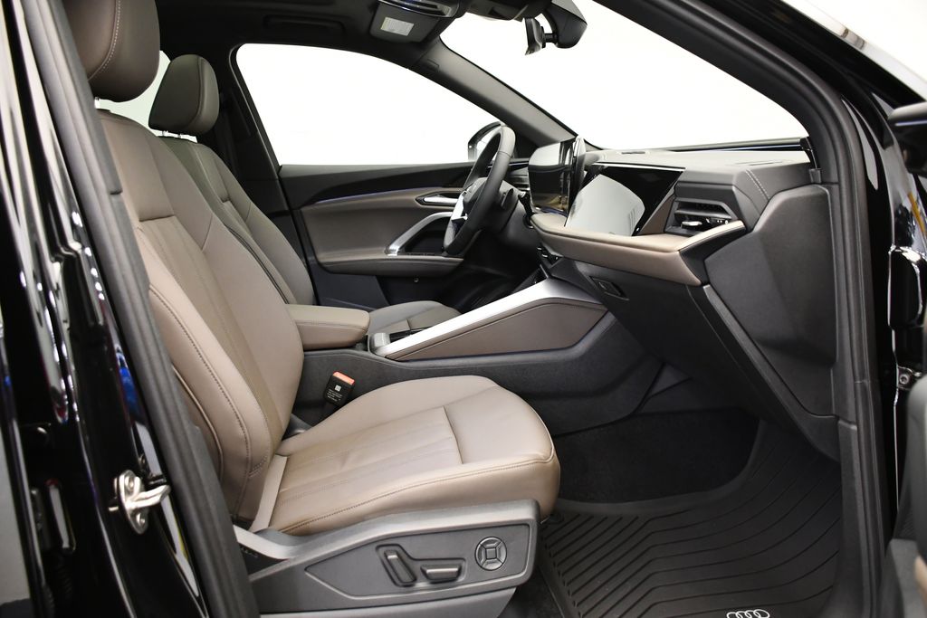2025 Audi Q5 Premium - Photo 46
