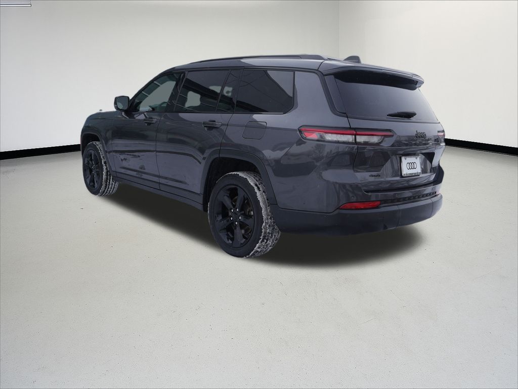 2023 Jeep Grand Cherokee L Laredo photo 2