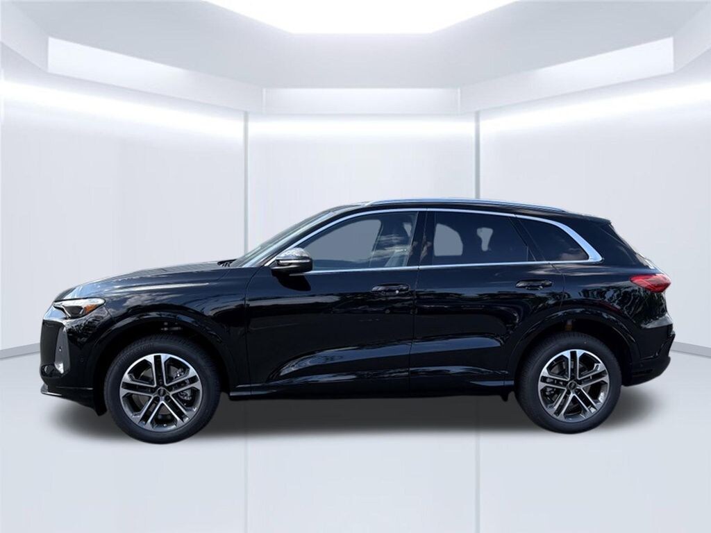 New 2026 Audi Q5 Premium SUV
