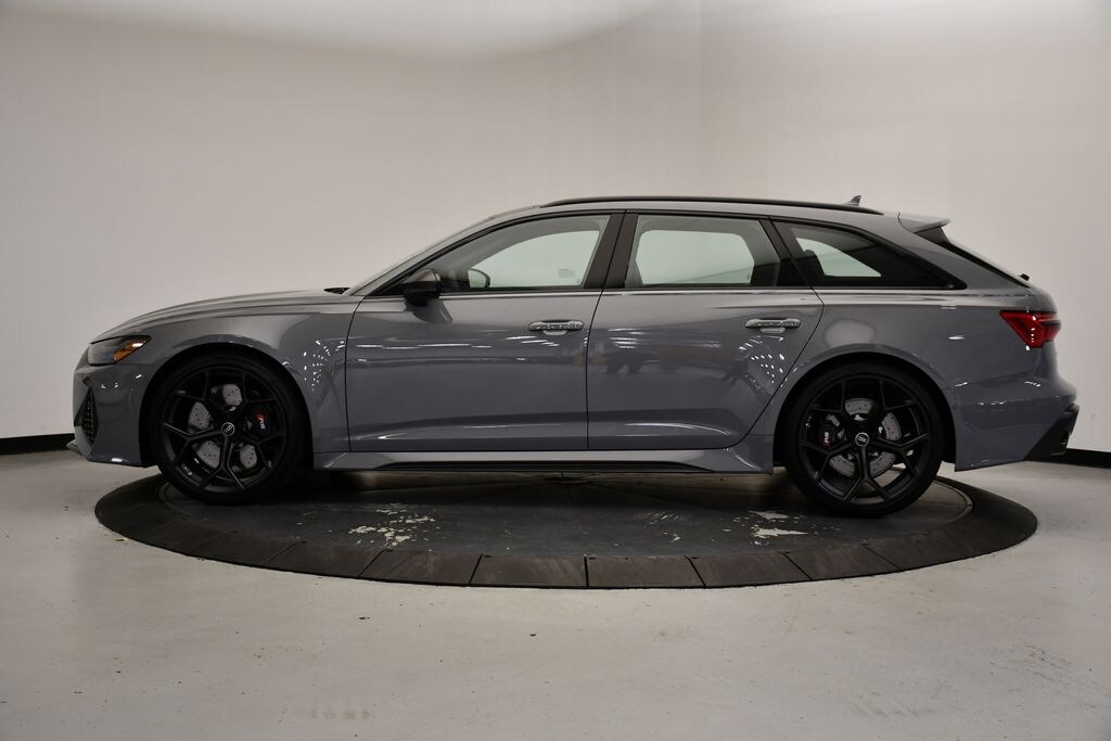 New 2026 Audi RS 6 Avant 4.0T performance Wagon