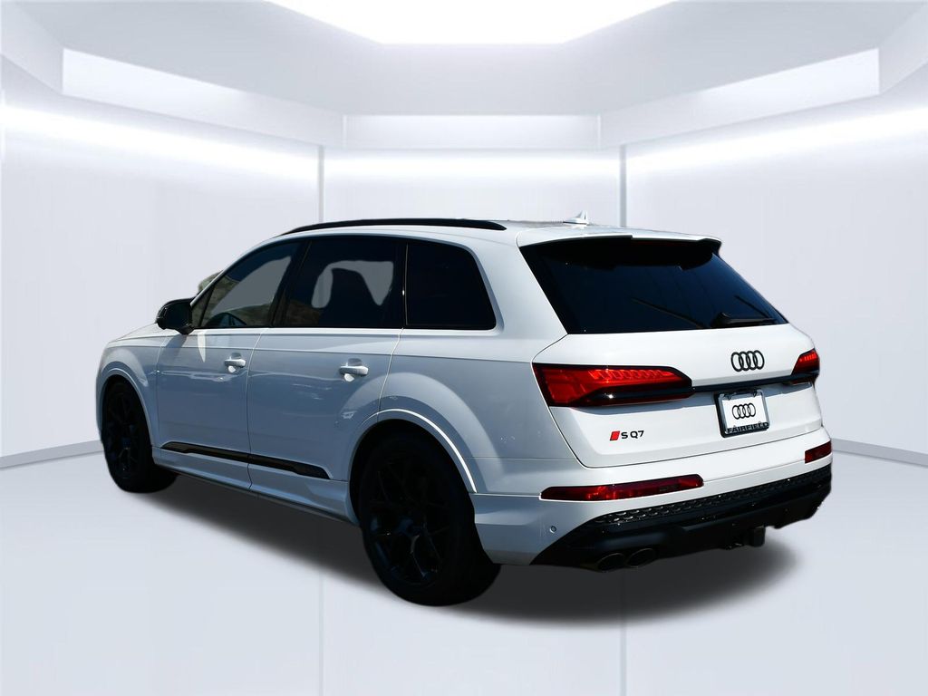 2026 Audi SQ7 Premium Plus - Photo 3