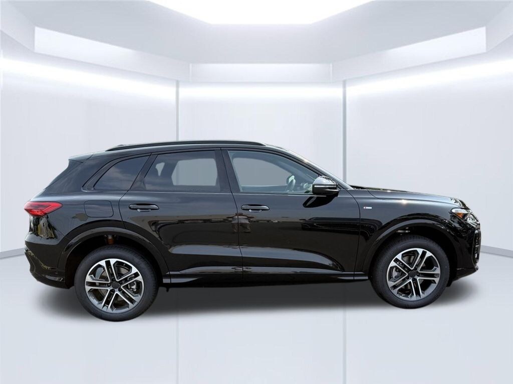 New 2026 Audi Q5 Premium SUV