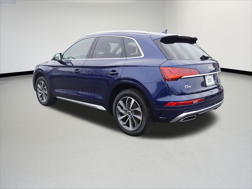 2023 Audi Q5 45 S line Premium photo 2