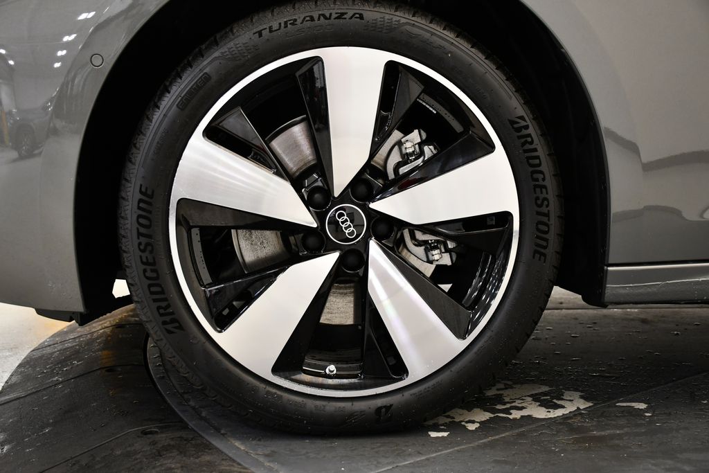 2025 Audi New A5 Premium Plus - Photo 13