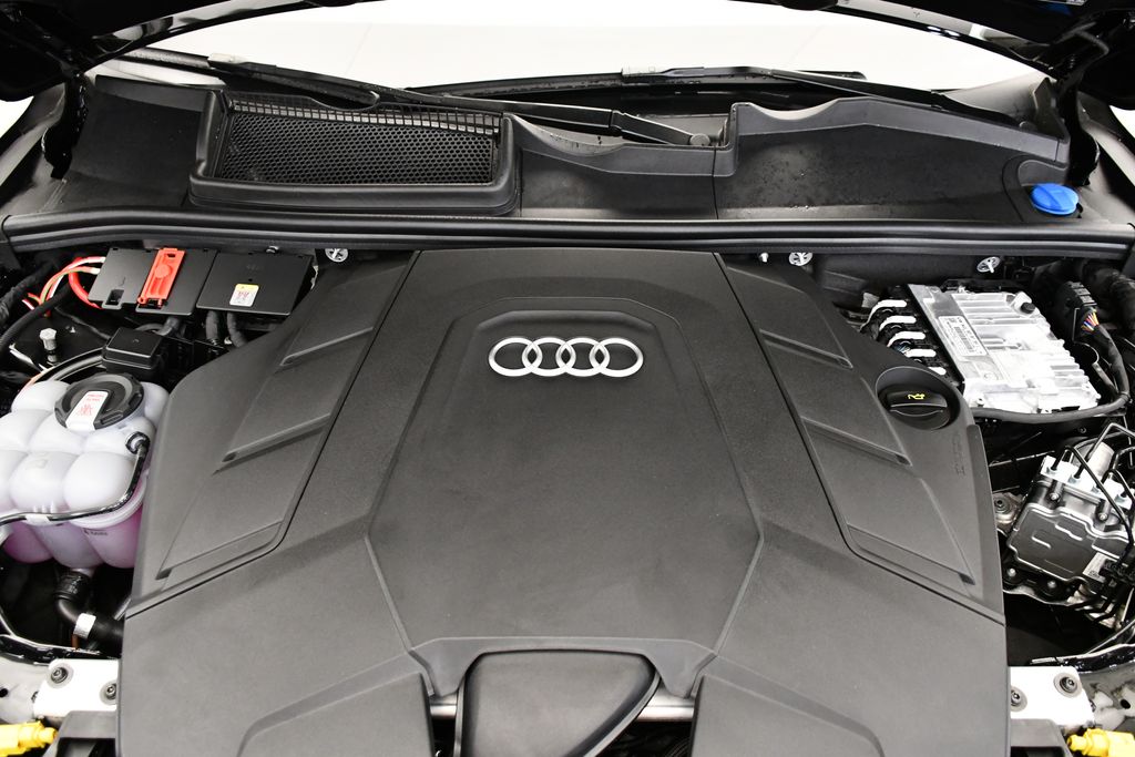2025 Audi Q7 Premium Plus - Photo 11