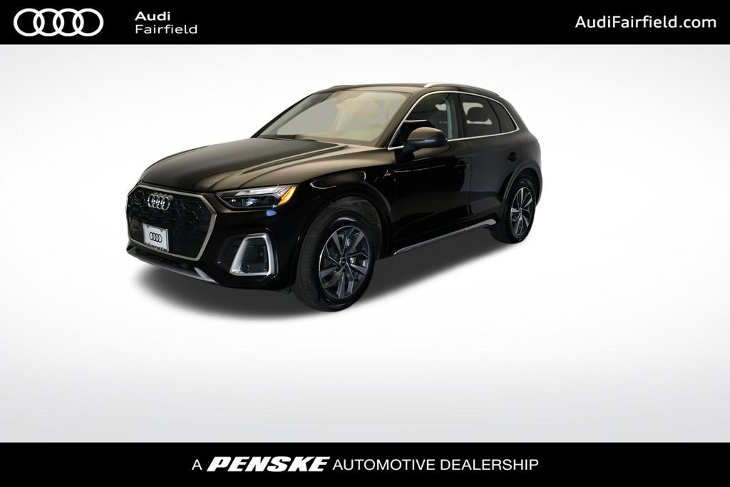 2023 Audi Q5 45 Premium Plus's photo
