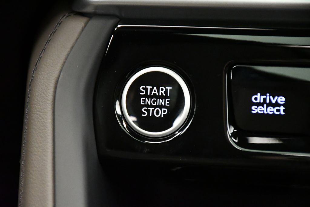 2025 Audi Q5 Premium - Photo 28