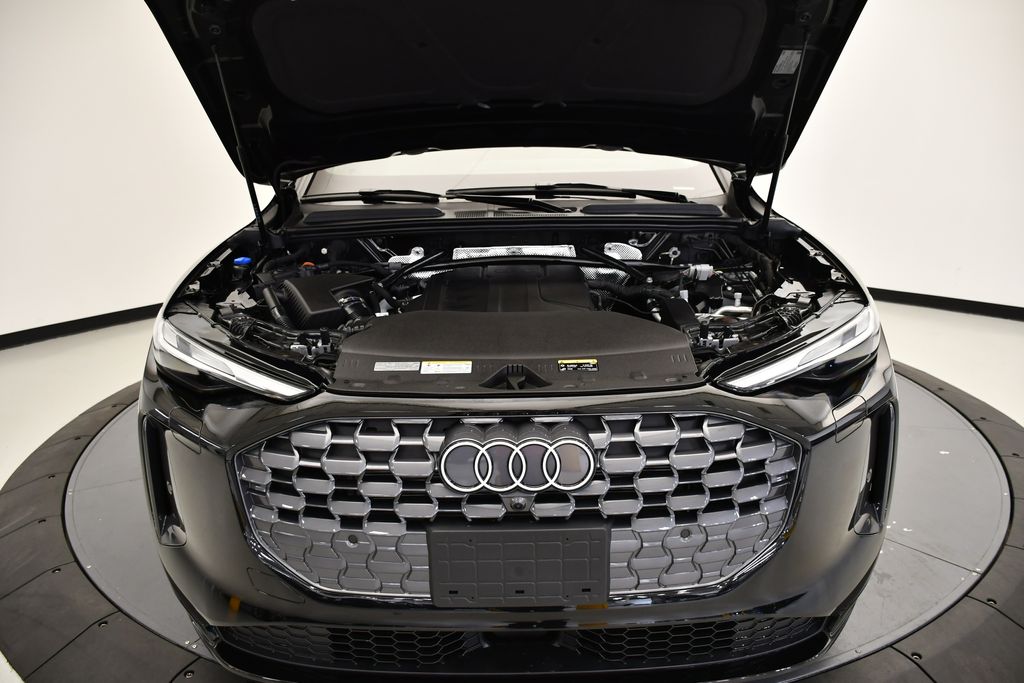 2025 Audi Q5 Premium - Photo 12