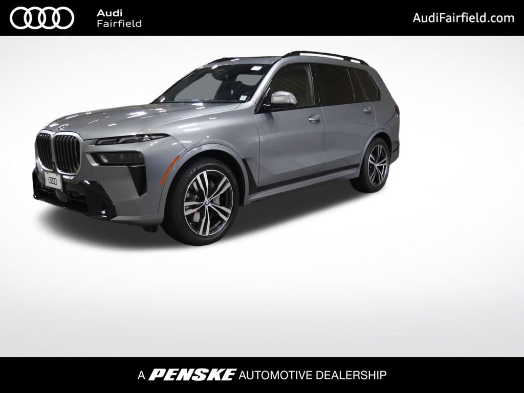 2023 BMW X7 xDrive40i's photo