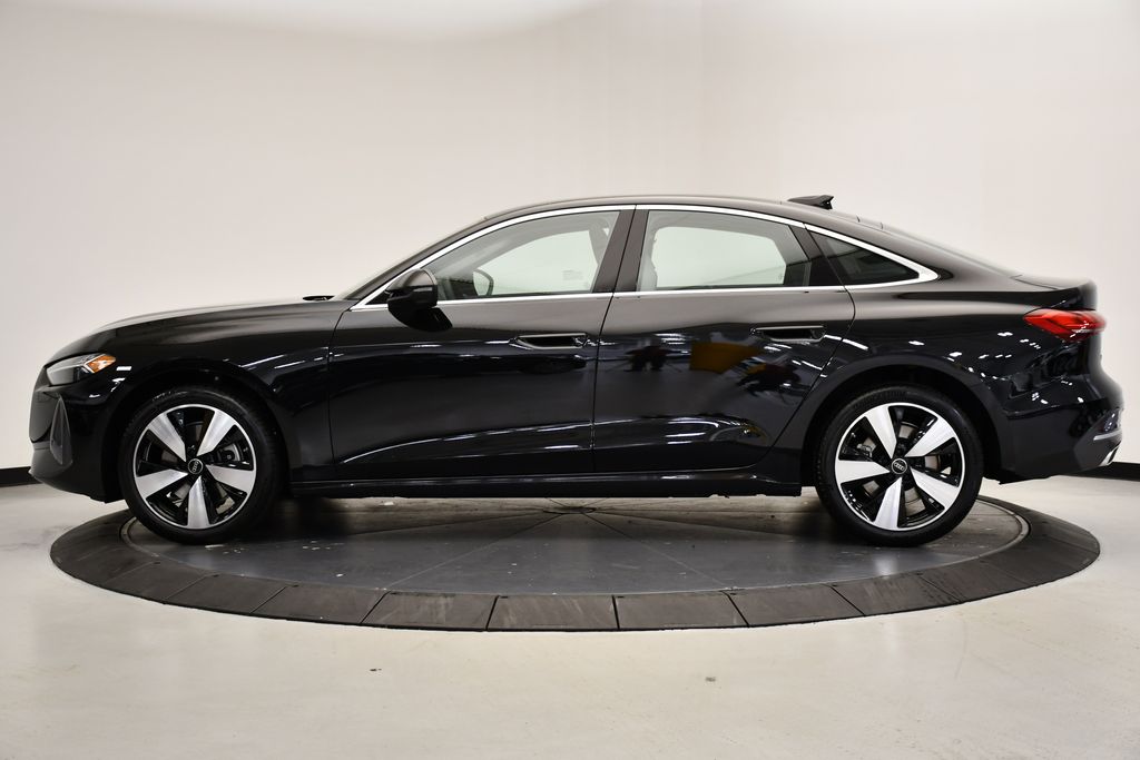 2025 Audi A5 2.0T Prestige photo 2