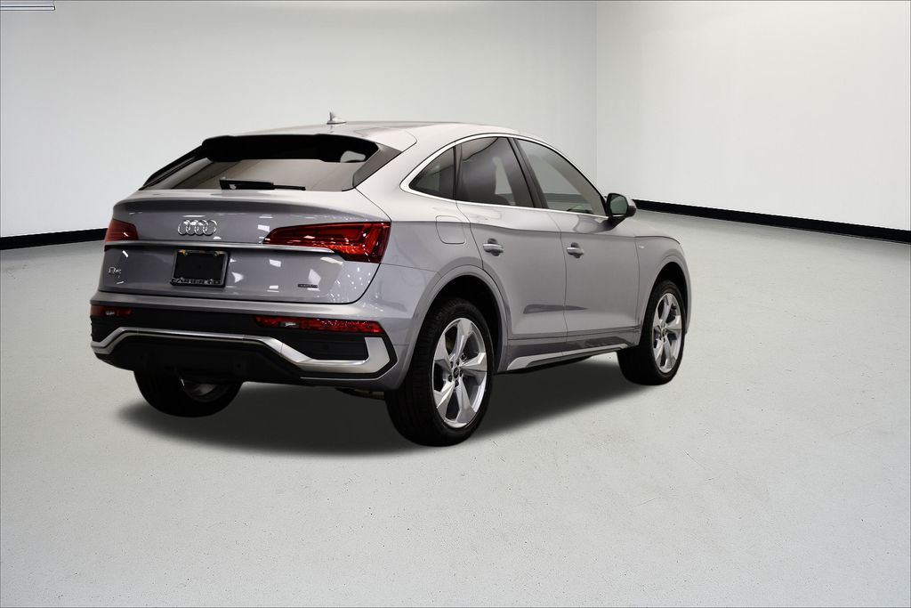 2025 Audi Q5 Sportback 45 S line Premium photo 4