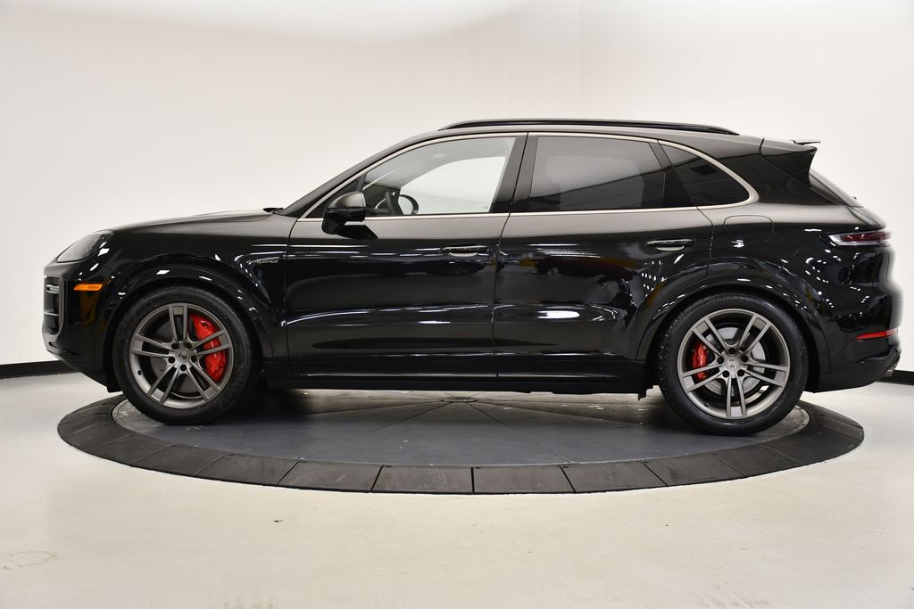 Used 2025 Porsche Cayenne Turbo E-Hybrid with VIN WP1AM2AY0SDA27153 for sale in Fairfield, CT