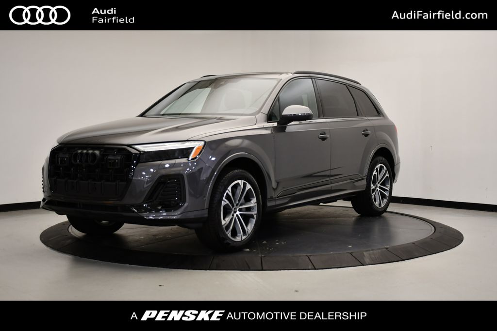 2026 Audi Q7 Premium's photo