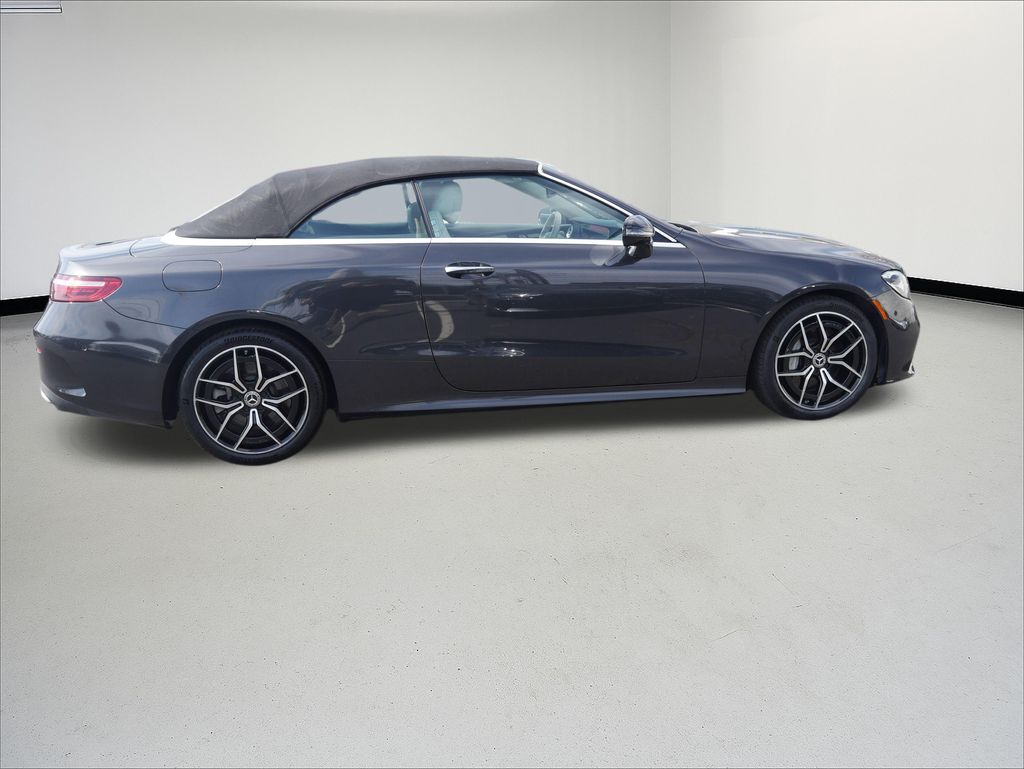 2022 Mercedes-Benz E-Class E 450 4MATIC photo 5
