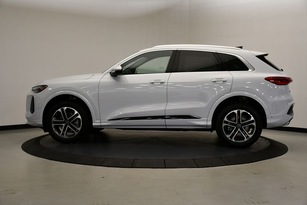 2025 Audi Q5 2.0T Premium photo 2