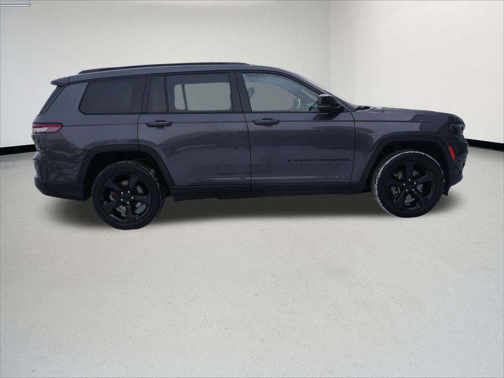 2023 Jeep Grand Cherokee L Laredo photo 5