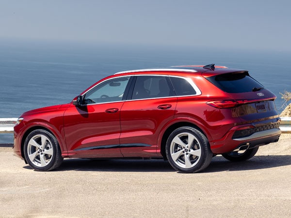 2025 Audi Q5 Rear Angle