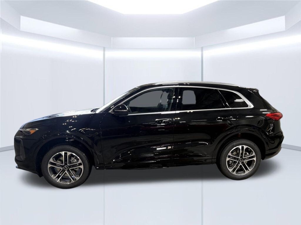 New 2026 Audi Q5 Premium SUV